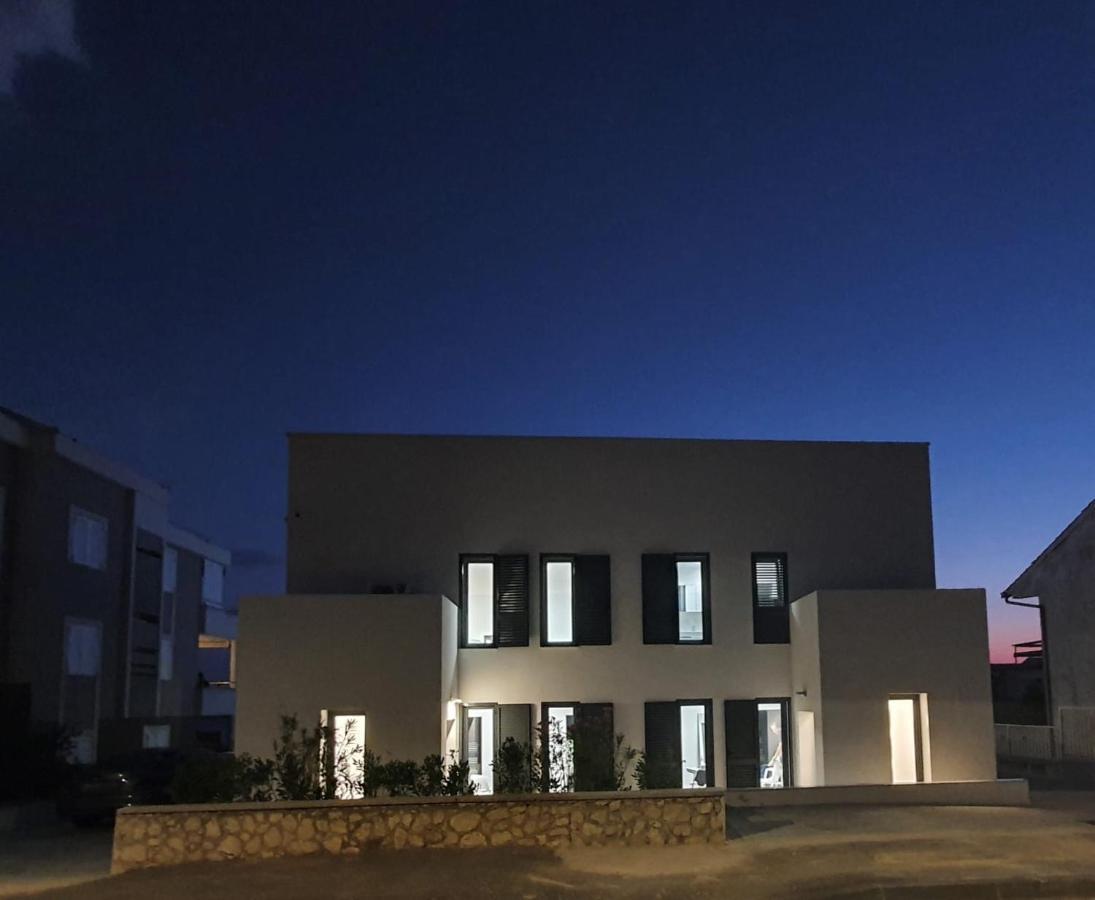 Villa Aquamarine Apartments Novalja Buitenkant foto