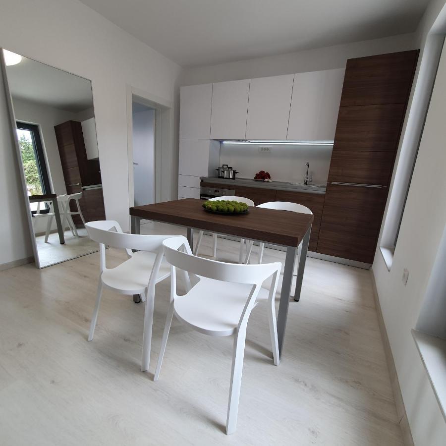 Villa Aquamarine Apartments Novalja Buitenkant foto